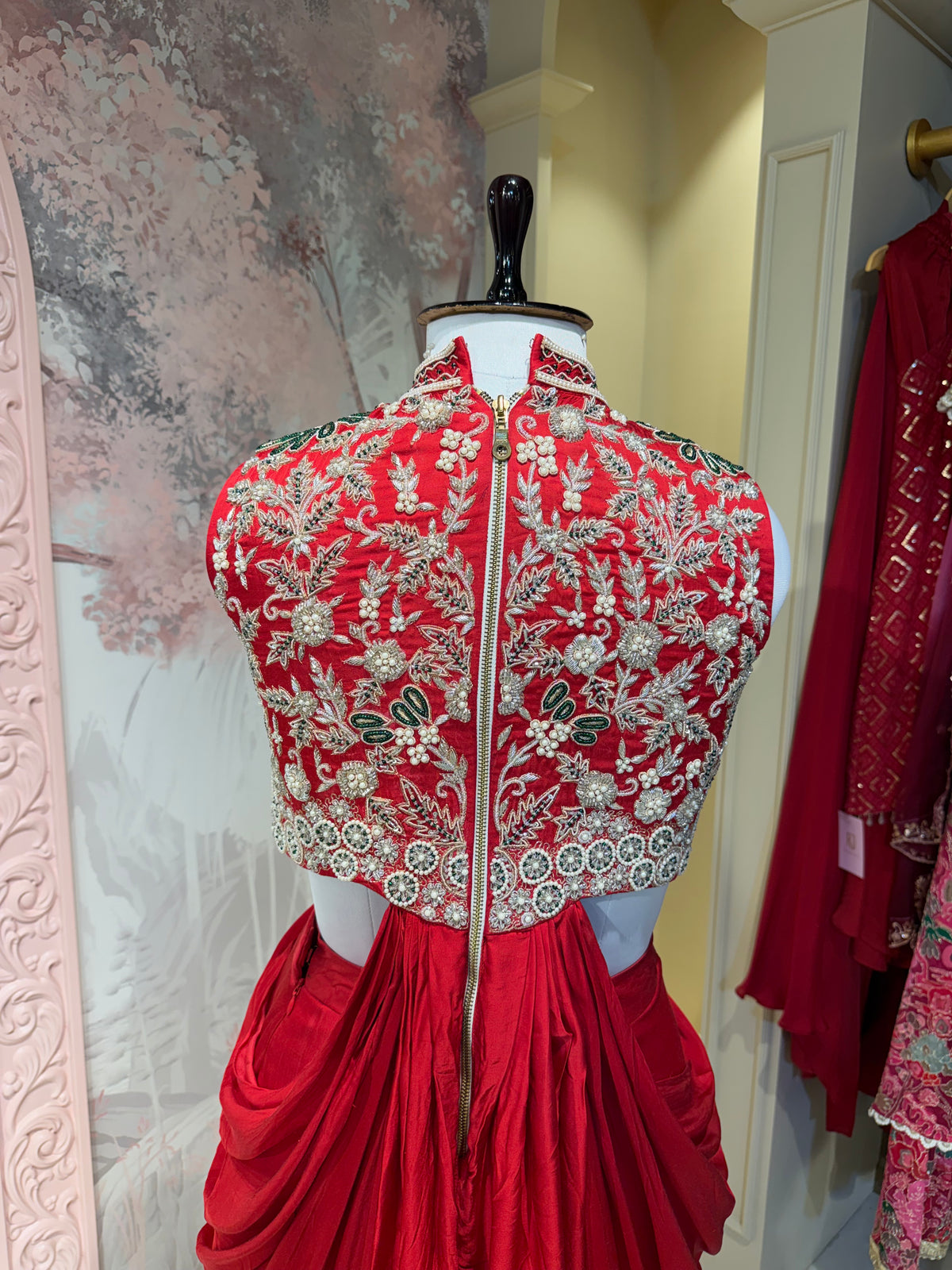 RED DRAPE SET